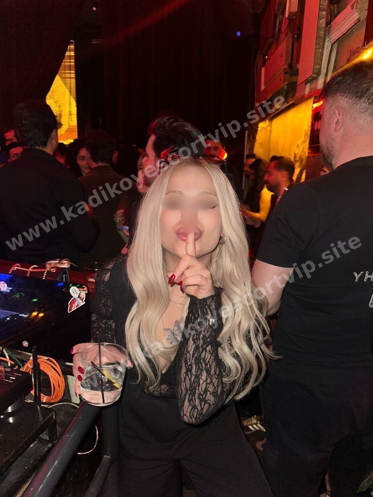 Melodi — Sarıyer escort