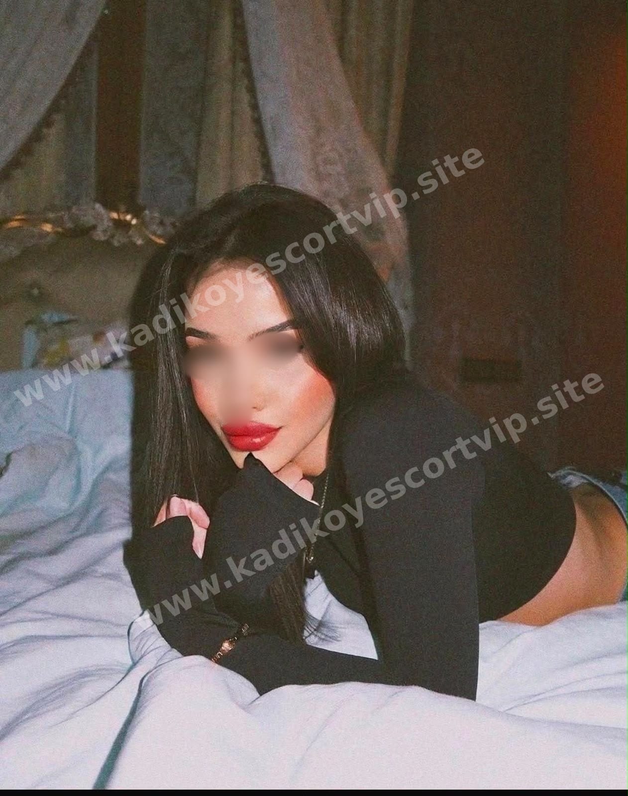 Nil — Bakırköy escort